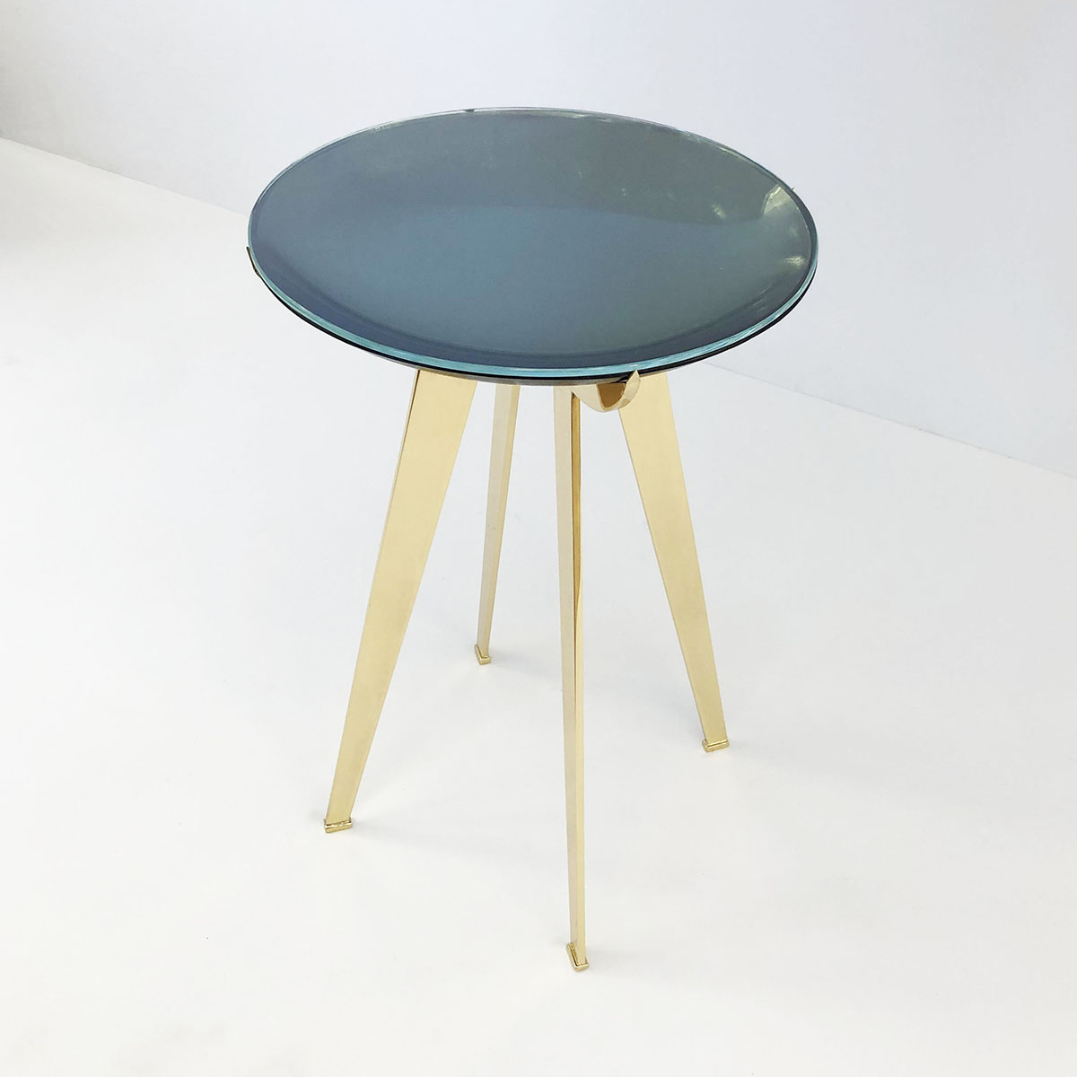 Riflesso Side Table by gaspare asaro
