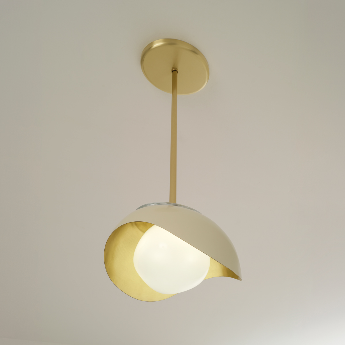 Perla pendant by gaspare asaro