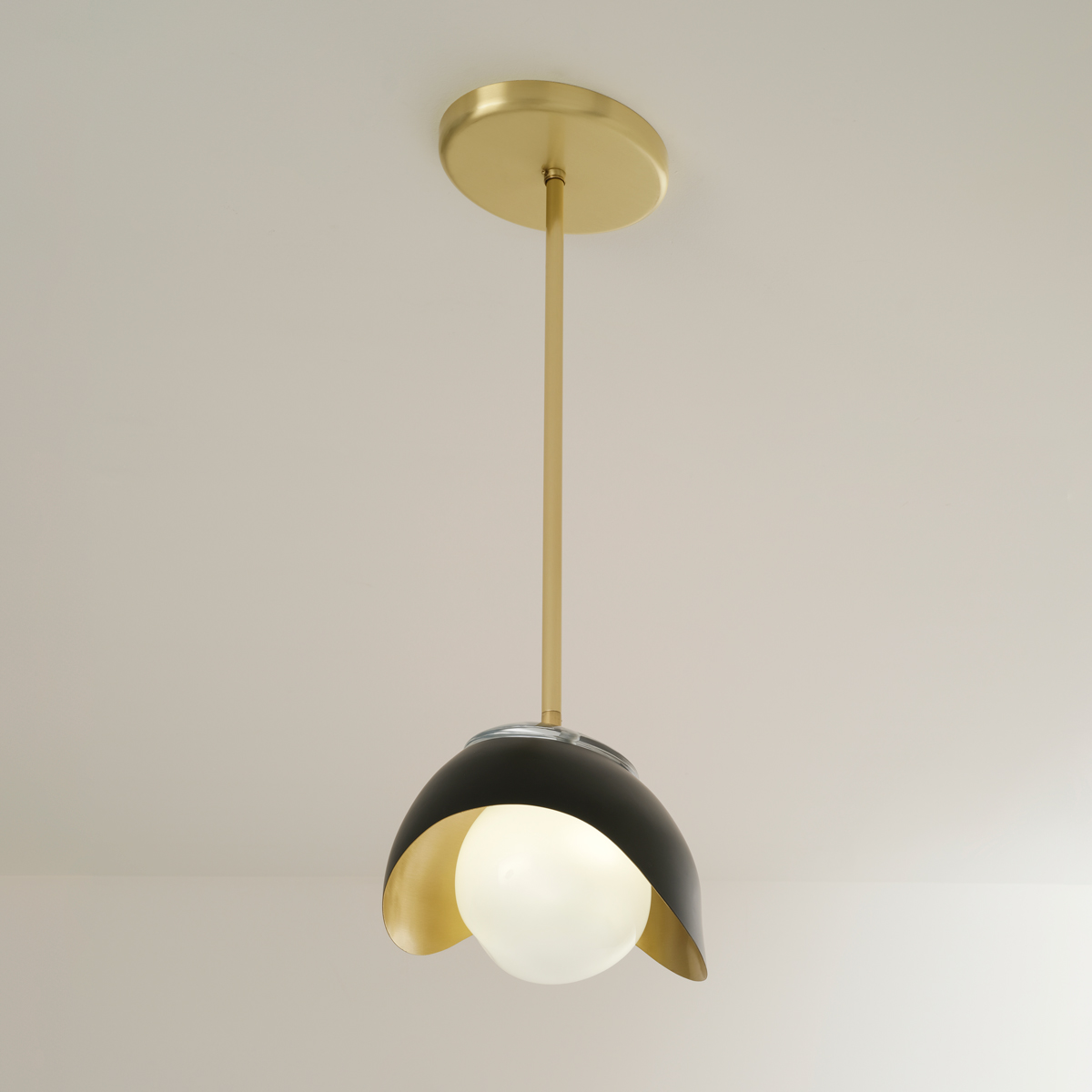 Perla pendant by gaspare asaro