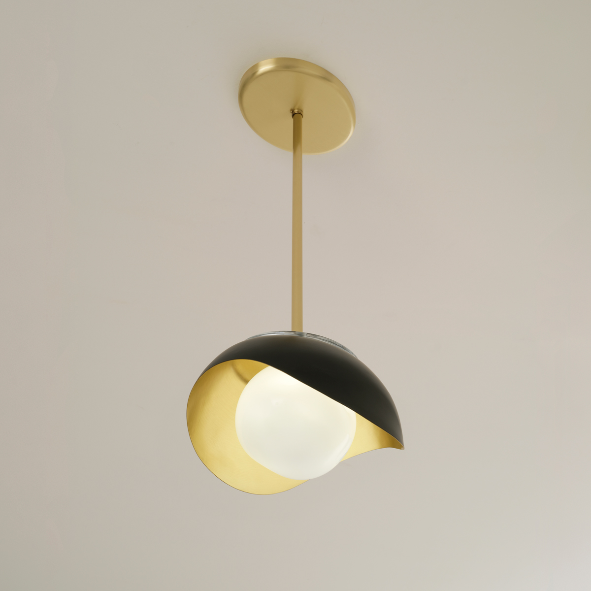 Perla pendant by gaspare asaro